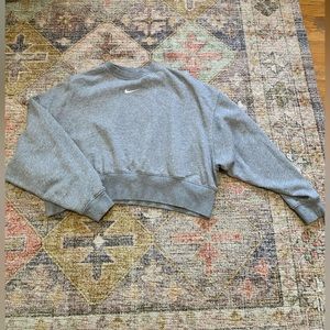 Nike cropped crewneck